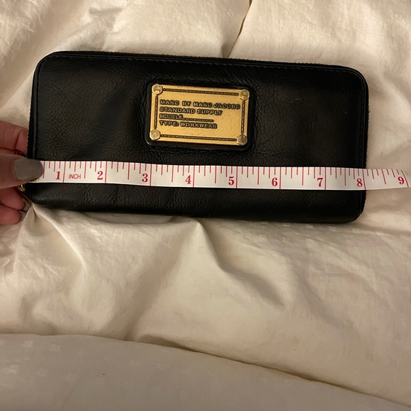SOLD!!!Marc Jacobs Classic Q Wallet - Picture 10 of 11